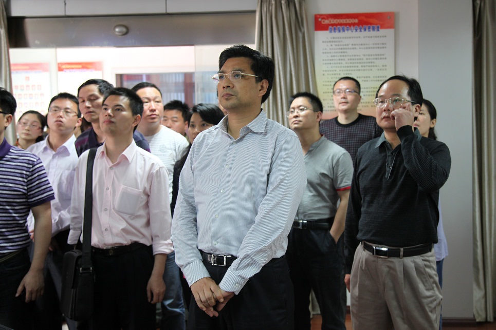 谭颂方主任一 行考察江西省南昌市青山湖区塘山镇司法所信息化平台